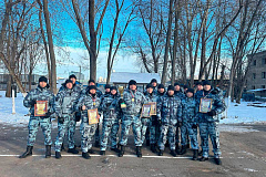 Соревнования по стрельбе и гиревому спорту среди сотрудников спецназа Росгвардии прошли в Москве
